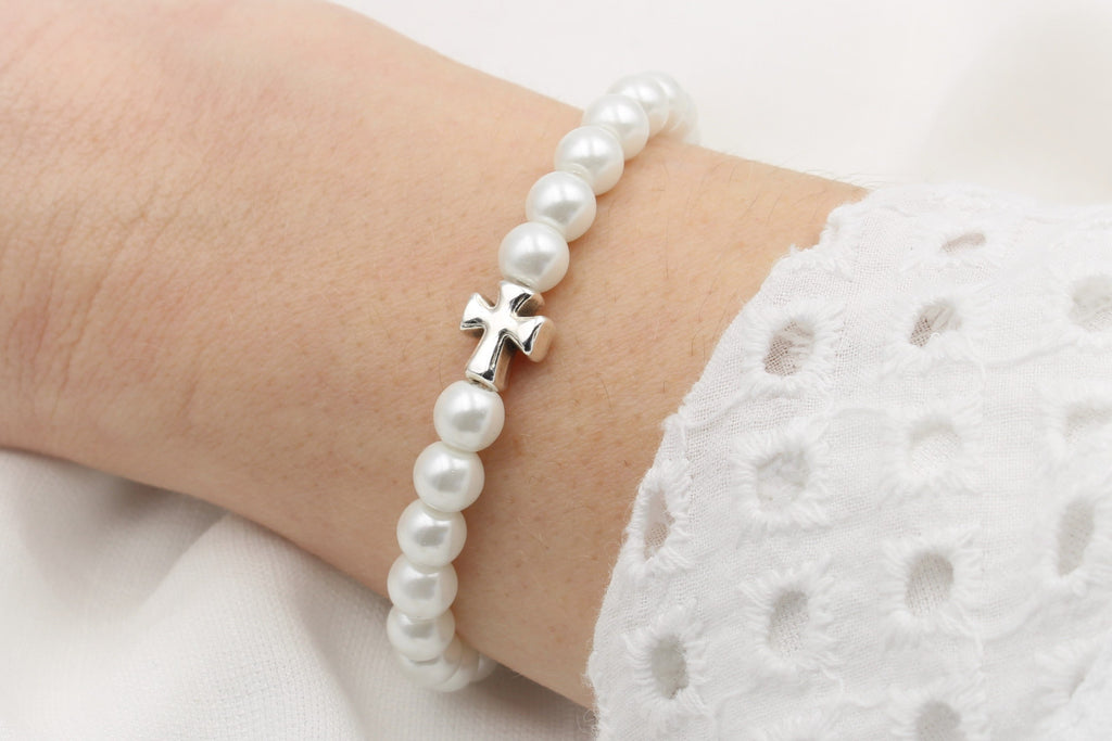 Perlen Armband mit Kreuz als Kommunion  und Konfirmation Geschenk für Mädchen