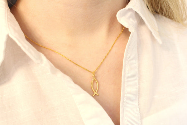 Kette 925 Silber vergoldet mit Ichthys Fisch Anhänger als Kommunion Geschenk für Mädchen