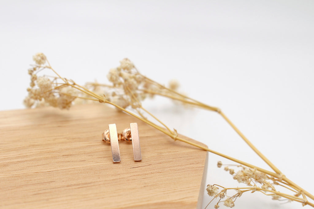 Stäbchen Ohrringe in Rosegold für Damen als kleine Geschenkidee zu Weihnachten