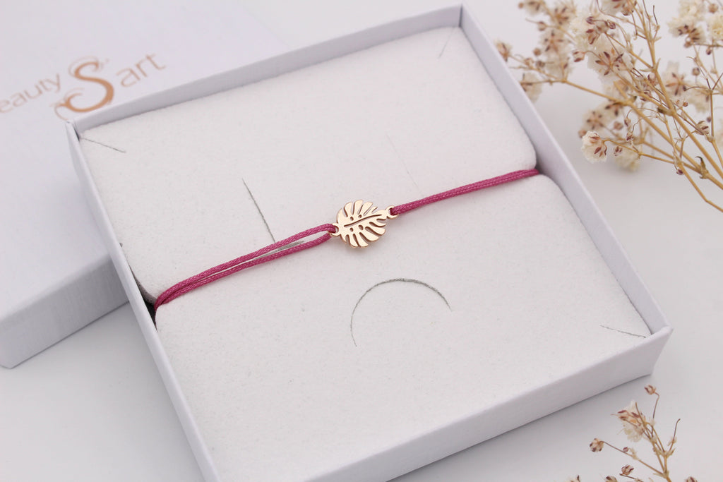 Armband Monastera Blatt in hübscher Schmuckschachtel als Geschenkverpackung