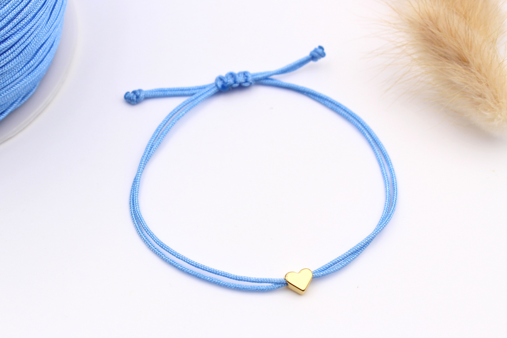 Armband Herz rosegold und blaues Makrameeband als Braut Accessoire