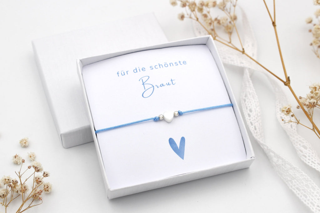 für die schönste Braut ein blaues Armband für die Hochzeit und getting ready