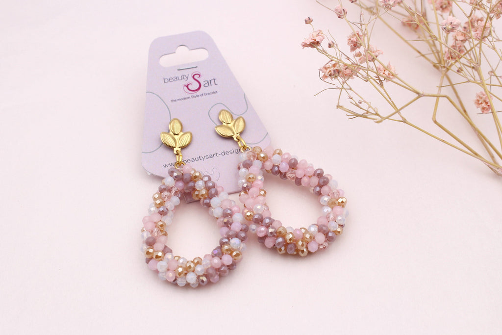 Glitzernde Perlenohrringe aus Edelstahl in rosa beige gold