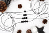 Adventskranz Zahlen Kerzen Dekoration Makrameeband 4er Set mit schwarzen Perlen