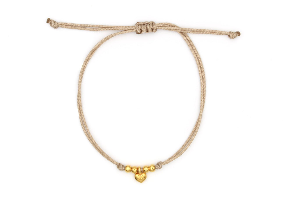 Filigranes Armband Herz Anhänger 4 Perlen Farbe gold, geflochtener Makrameeverschluß, Makramee Band Farbwahl