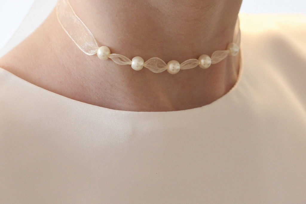 Halskette ivory creme 5 Perlen 6mm Halsband, Kommunion Geschenk Mädchen