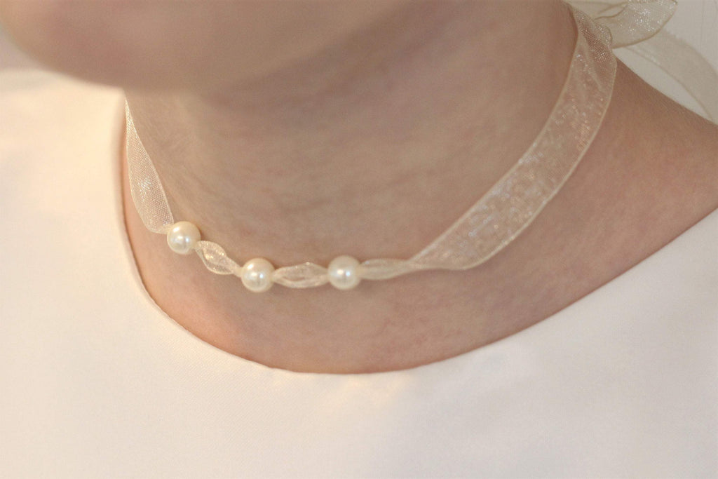 Halskette ivory creme 3 Perlen 6mm, Chiffonband, Halsband, Kette, Kommunion Geschenk Mädchen