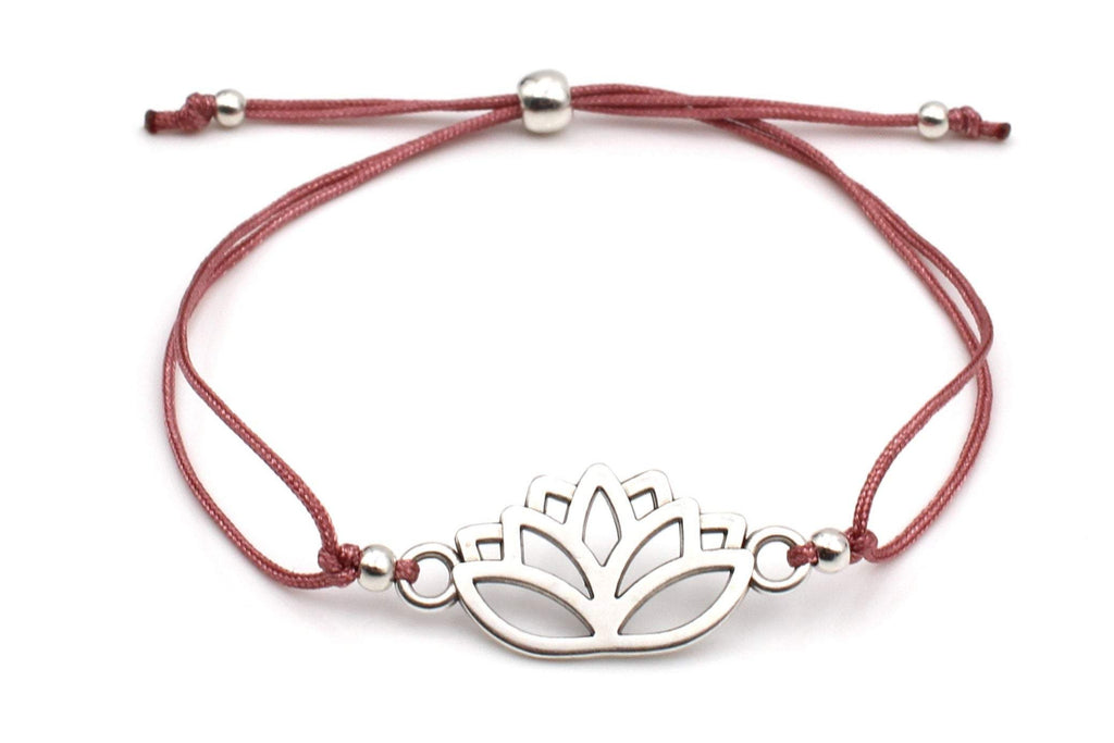 Armband Lotus Blüte Farbe silber, Makramee Band viele Farben erhältlich, Freundschaftsarmband Damen Blume Lotusblüte